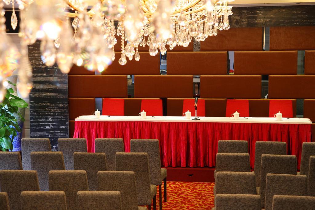 מקאו Hotel Beverly Plaza מראה חיצוני תמונה
